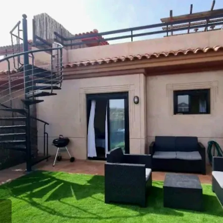 Hébergement de vacances Oasis Carol 6 *